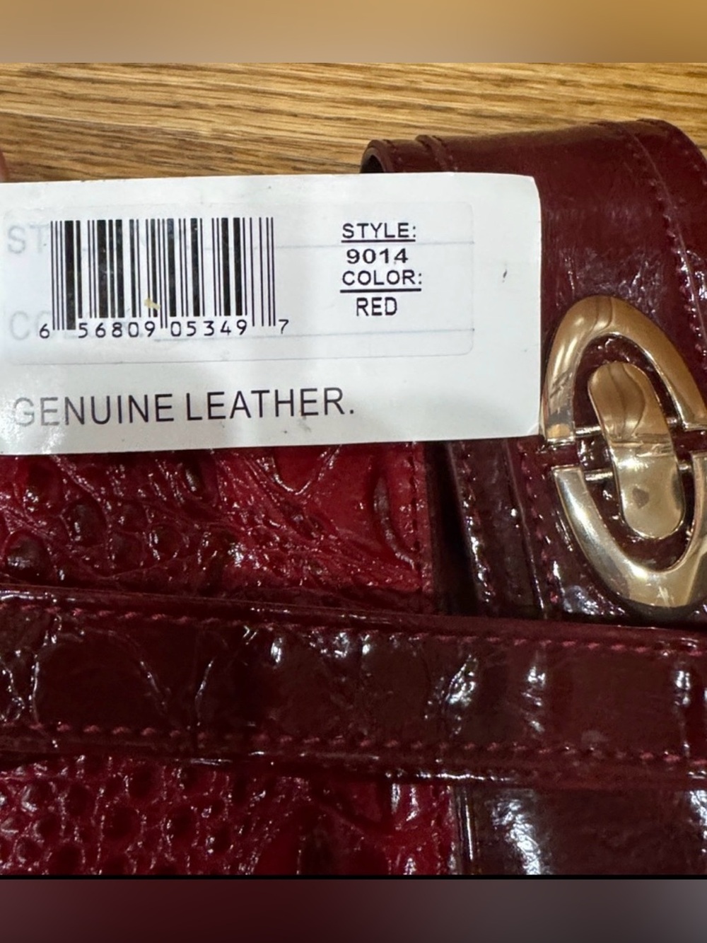 Boutique Burgundy Croc- Embossed Leather Crossbody with Magnetic Closure - Picture 8 of 8